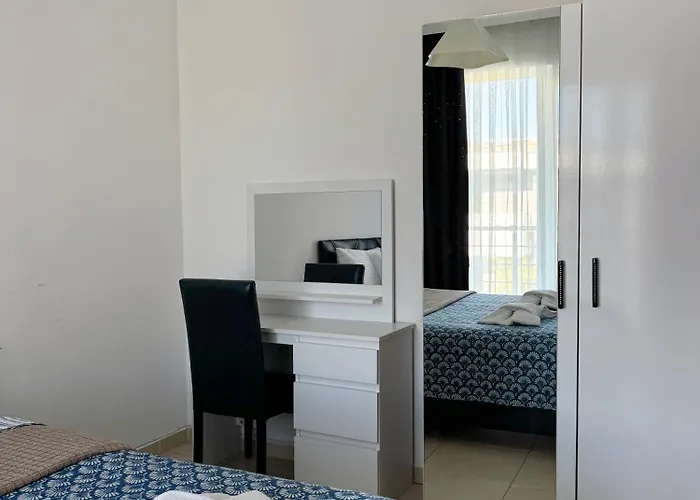 Aparthotel Ayshira Aparts-b